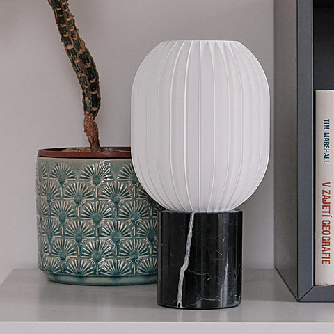 CAPSULE STRAIGHT TABLE LAMP