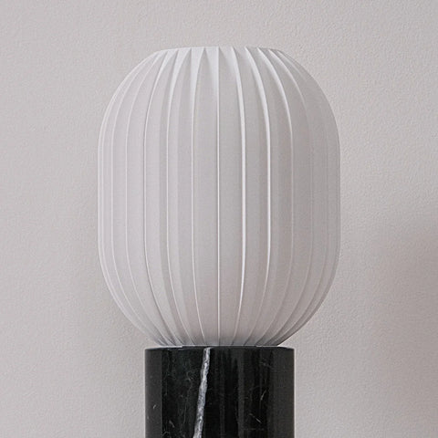 CAPSULE STRAIGHT TABLE LAMP